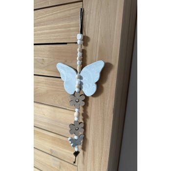 Suspension Papillon vert pâle